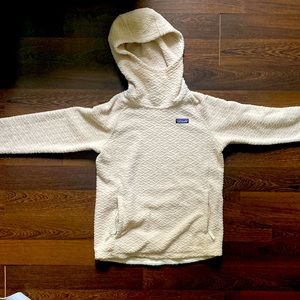Patagonia pullover sweater